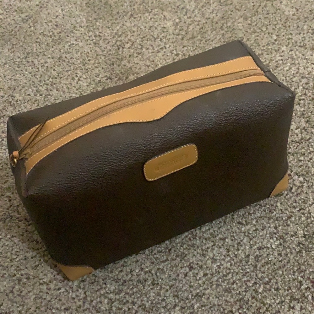 Ballantine leather cosmetic bag
